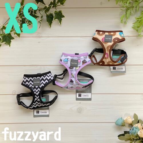 楽天M＆M　famFuzzYard ハーネス harness XSサイズ 犬 犬用品 犬具 犬用 犬用品 胴輪 首輪 カラー リード 柄 総柄 モノトーン カップケーキ ドーナツ パステル カラフル おしゃれ オシャレ ペット ペットグッズ 散歩 ファズヤード