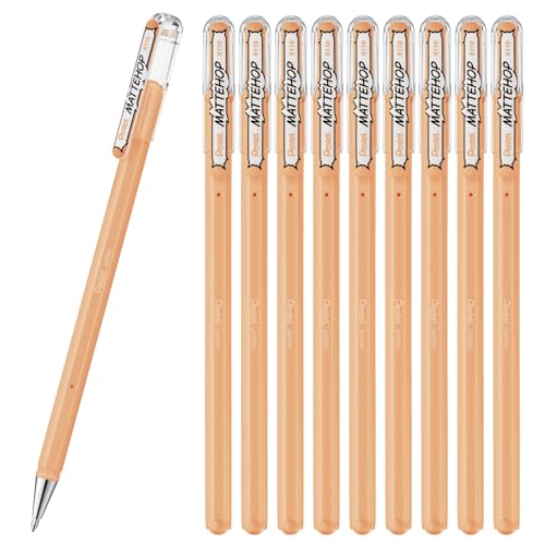ペールオレンジ/-/K110-VF3(10)・Color:ペールオレンジ・パッケージ個数:1・【特長】新開発のマットカラーインキ搭載のボールペン・【インキ色】ペールオレンジ 【数量】10本・【インキ】水性顔料【ボール径】1.0mm・【1本あたり本体サイズ/重さ】幅14mm×奥行10mm×長さ 151mm/9g・【材質】軸=再生AS キャップ=PET 尾栓=PE 先金=真鍮マットな質感でくっきり目立つ！！あそべる高発色MATTEHOP（マットホップ） マットな質感のインキでイラストや文字がくっきり目立つボールペンです。 存在感バツグンの筆跡で、想像以上にインパクトのあるデコレーションが気軽に楽しめます。