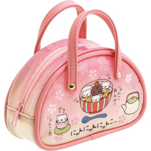 ポーチにゃんにゃんにゃんこ/H100×W145×D55mm/CA60304・Color:にゃんにゃんにゃんこStyle:ポーチ・サイズ：H100×W145×D55mm・PVC製商品紹介 サンエックスキャラクターズより、にゃんにゃんにゃんこのなつかしのボストン型ポーチが登場。 安全警告 なし