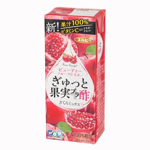赤/200ml/-・FlavorName:ざくろミックスSize:200ml・パッケージ個数:24・原材料:りんご果汁（中国製造）、ざくろ果汁、りんご酢／香料、（一部にりんごを含む）・商品サイズ(高さx奥行x幅):12.2cm×15.3cm×33.2cm商品紹介 ぎゅっと果実をしぼったような新感覚の果汁100%「ビューティーフルーツビネガー」! 100%果実発酵のお酢に100%果汁を合わせたビネガードリンクです。リンゴ酢8ml入り、無添加(甘味料・保存料・着色料)。紙パックなので軽く外出時などの持ち運びにも便利で、飲み終わった後のゴミが少なく、行楽などにも最適です。落としても割れたりしないため、小さなお子様も安心してお飲みいただけます。ストローが付いているため、口紅をされている女性の方にもオススメです。常温保存ができるので、まとめてお買い上げいただけます。 原材料・成分 りんご果汁（中国製造）、ざくろ果汁、りんご酢／香料、（一部にりんごを含む）