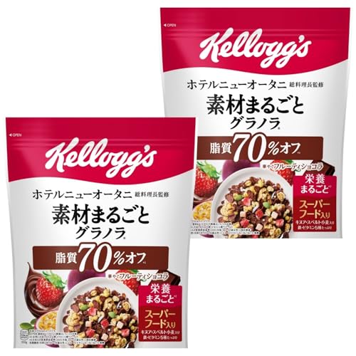 -/350g×2袋/-・Size:350g×2袋・1食分(40g)当たりエネルギー153kcal、たんぱく質3g、脂質1g、炭水化物33.9g、食塩相当量0.4g、コレステロール0mg、糖質31.6g、食物繊維2.3g、鉄2.3mg、ビタミンB1 0.36mg、ビタミンB2 0.42mg、ビタミンB6 0.39mg、ビタミンD 2.48μg、葉酸70μg商品紹介 ホテルニューオータニ総料理長監修。脂質を70%カット*1し、一切、味に妥協せず、美味しさを追求したグラノラに、スーパーフードのキヌアとスペルト小麦をプラス。 精製した穀物より多くの栄養を含む全粒大麦を配合し、穀物も具材も可能な限り手を加えず使用。パッションフルーツがアクセントとなり、スプーンごとに表情を変えて口いっぱいに広がるキレのある飽きのこないチョコレートの味わい。 *1 当社素材まるごとグラノラ朝摘みいちごとの比較 原材料・成分 シリアルフレーク(コーングリッツ、砂糖、ココアパウダー、麦芽エキス、食塩、ぶどう糖果糖液糖、チョコレート(乳成分を含む))(国内製造)、シリアル加工品(全粒大麦、砂糖、全粒小麦、シリアルパフ(コーンフラワー、小麦粉、米粉、砂糖、食塩)、小麦シリアルパフ(小麦粉、米粉、砂糖、麦芽粉)、マルチグレインパフ(小麦粉、米粉、砂糖、コーンフラワー、麦芽粉(小麦を含む)、食塩、植物油脂)、全粒スペルト小麦、水あめ、植物油脂、麦芽エキス、小麦粉、オーツパフ、キヌアパフ、糖蜜、食塩)、かぼちゃの種、パッションフルーツ加工品(パッションフルーツピューレ、砂糖、マルトデキストリン、寒天)、イチゴ加工品(イチゴ、植物油脂)、ココナッツ/香料、ゲル化剤(ペクチン:オレンジ由来)、酸化防止剤(ビタミンE)、乳化剤(大豆を含む)、重曹、炭酸Ca、鉄、ピロリン酸鉄、ビタミンB2、ビタミンB6、ビタミンB1、酸味料、葉酸、スモークフレーバー、着色料(パプリカ色素)、ビタミンD