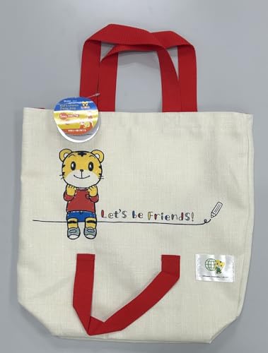 トートバッグしまじろう/サイズ：39.5×40×15cm/KBS36-69652・パッケージ個数:1・サイズ：39.5×40×15cm・材質：ポリエステル・原産国：中国用途で持ち方を選べる2WAYバッグ。 お子さまと一緒に持てる持ち手付き。 ※防水加工はされておりません。 ※洗濯はお避けください。