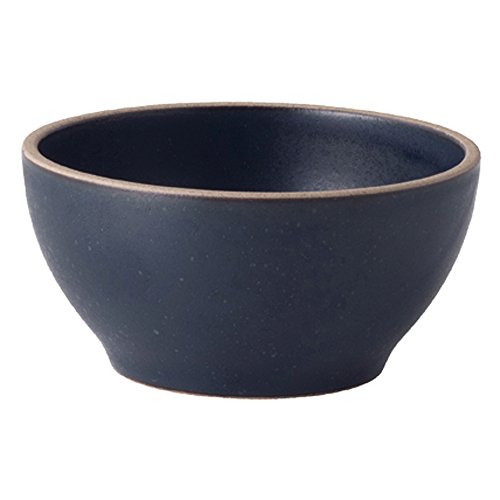 ブラック/120mm/25782.0・Color:ブラックSize:120mm・パッケージ個数:1・サイズ:120 x 60 mm 容量:350 ml・素材:磁器・電子レンジ:可・食器乾燥機:可・食器洗浄機:可あらゆる食事のベースとなる器 日常のあらゆるメニューをシンプルに愉しめるNORI。やわらかなフォルムは手に馴染み、縁から見えるざらりとした土の質感によって引き締まったスマートな印象。ボウルは十分な容量があり、さまざまなワンボウルメニューが愉しめます。グレートーンで味わいのある色合いは、シックな食卓シーンを演出します。