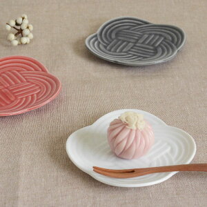 和菓子が映えるシンプルでおしゃれなお皿・器・プレートのおすすめは？