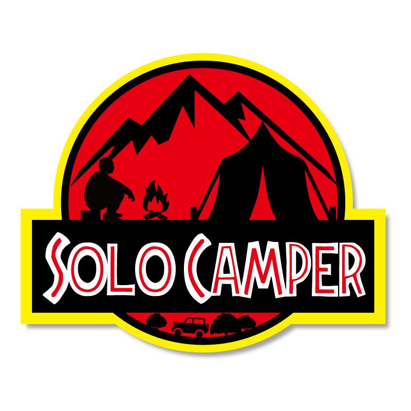 『ソロキャンパー』キャンプライフステッカー 12cm CAMP アウトドア 車用 キャンプ用品 防水シール パロディ おもしろ ジムニー ジープ サーフ ハイエース ひとりぼっち ひとりキャンプ テント