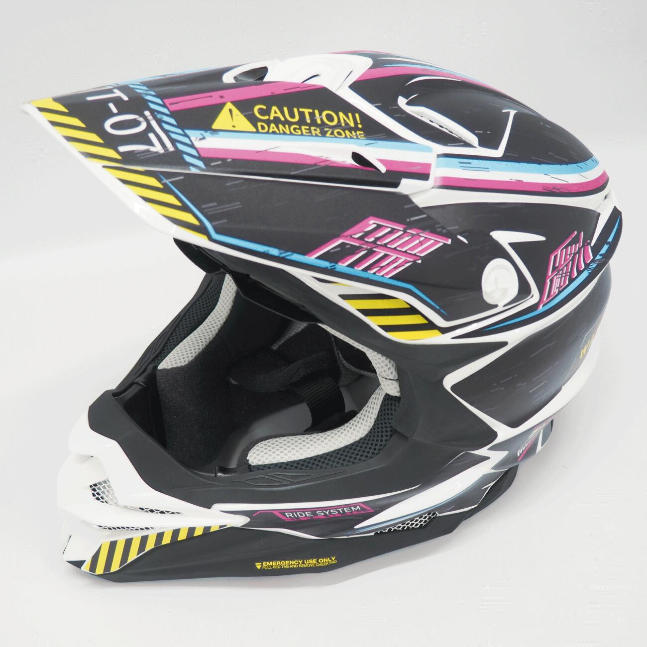 楽天市場】カラフル（ヘルメット｜バイク用品）：車用品・バイク用品の通販