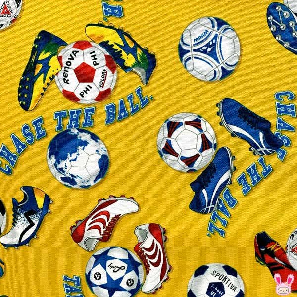 [AB2]　サッカーボールとシューズ　Bイエロー系　10cm単位　切り売り　コスモ　AP-21402-2　オックス生地　(33)
