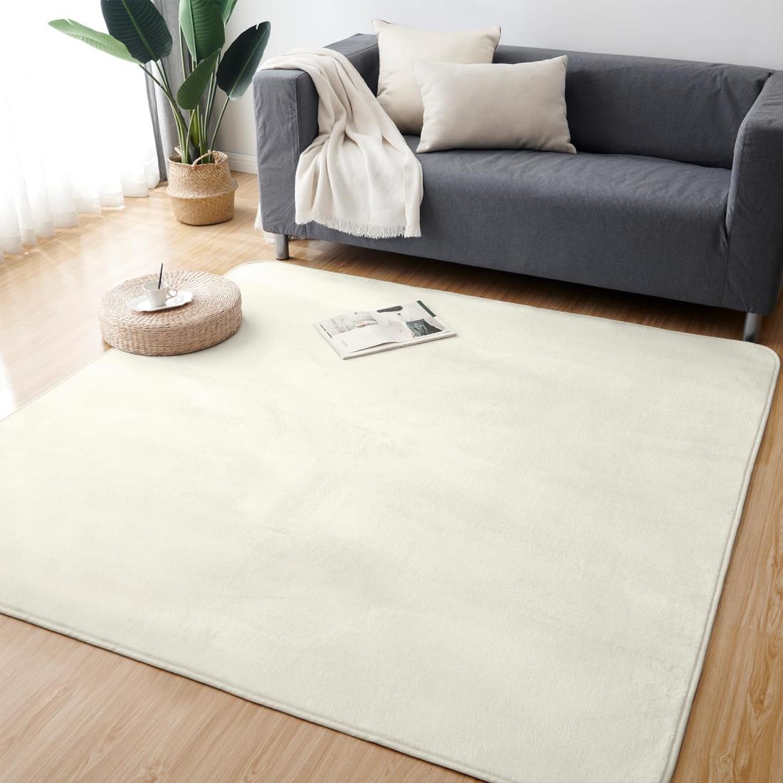 Keusnix カーペット ラグ ラグマット滑り止め付 洗える 135×185cm 約1.5畳 絨毯 防ダニ 抗菌 防臭 オー..