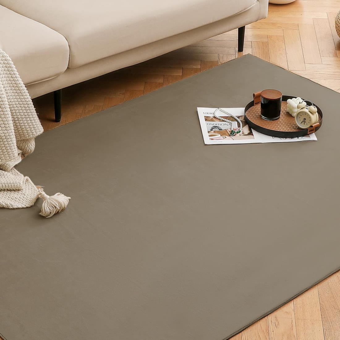 カーペット ラグ ラグマット 一年中使える 春夏にぴったりな薄手カーペット—繊細なロックエッジデザイ..