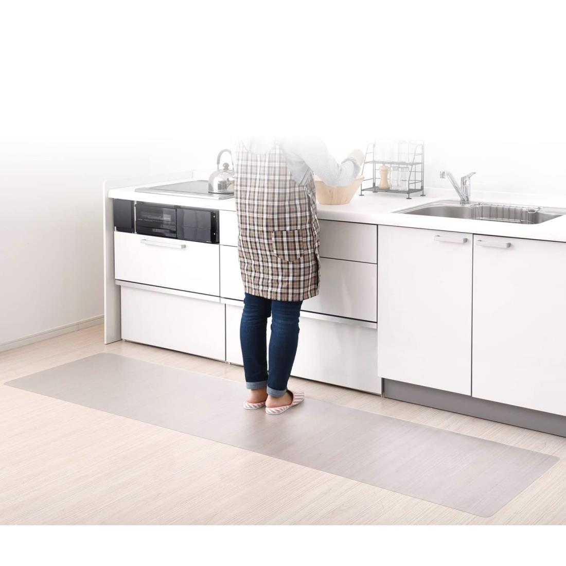 山善(YAMAZEN) キッチンマット 透明 クリア 拭ける 傷防止 シート 60×240cm 1.5mm厚 (はさみでカットできる/床暖房対応) 床保護 クリアマット 透明マット 床 台所 CFM-2460