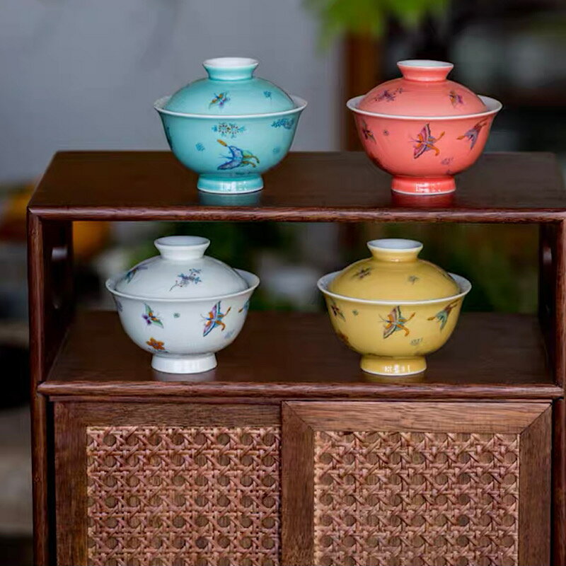【セール】中国茶器陶器　蝶々蓋碗　うれしい4色選べる　おしゃれ　中国茶 台湾ウーロン茶 烏龍茶　茶葉 贈り物　ギフト　送料無料