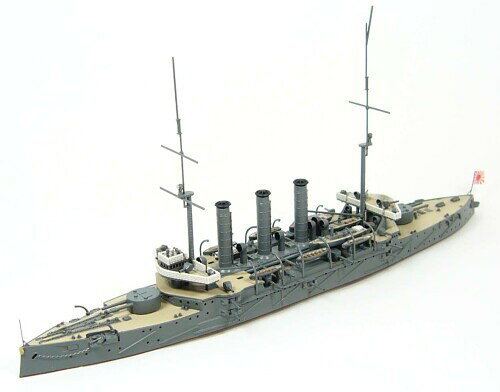 シールズモデルズ 1/700 日本海軍一等巡洋艦 出雲 組み立て、塗装が必要な製品。別途、工具、塗料等が必要。 出雲は六六艦隊計画に基づいて建造された6隻の装甲巡洋艦の最終型である出雲型のネームシップで、明治33年9月25日にイギリスのアームストロング社エルジック工場にて完成しました。日露戦争においては他の5隻の装甲巡洋艦と第2戦隊を編成し、これらを中核とする第2艦隊の旗艦となりました。明治37年8月14日の蔚山沖海戦では、日本近海で通商破壊に猛威をふるっていたウラジオ艦隊の巡洋艦3隻を捕捉撃破し、翌38年5月27日の日本海海戦では一時進路を誤りバルチック艦隊から遠ざかってしまった第1戦隊の戦艦群に代わって砲戦の矢面に立ち、同艦隊を捕捉し続け日本海軍の圧倒的勝利に貢献しました。 商品コード20082122009商品名シールズモデルズ 1/700 日本海軍一等巡洋艦 出雲型番SMP004サイズ3 cm x 12 cm x 5 cmカラー成形色※他モールでも併売しているため、タイミングによって在庫切れの可能性がございます。その際は、別途ご連絡させていただきます。※他モールでも併売しているため、タイミングによって在庫切れの可能性がございます。その際は、別途ご連絡させていただきます。