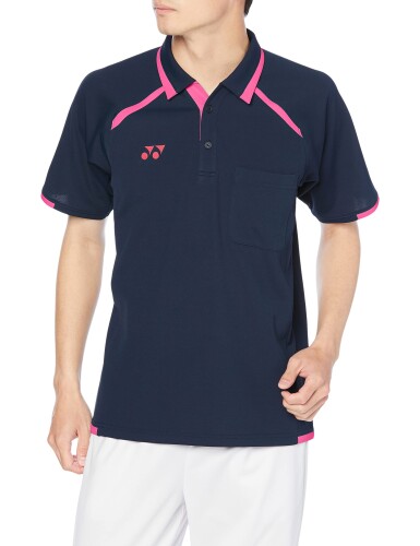 (ヨネックス) ニットシャツ SIZE:S ゆき丈:44cm 身幅:46cm 着丈:62cm SIZE:L ゆき丈:47cm 身幅:53cm 着丈:70cm 説明 YONEX×キラクの、涼しくて快適なニットシャツ。 通気性に優れた機能素材を使用しています。 ■素材 ポリエステル100%(はためきニット) ■機能 　 ■工業洗濯OK ■ ■ ■工業洗濯に対応した縮みの少ない商品です。 　 ■吸汗速乾 ■ ■ ■肌面の汗を素早く吸い取り、生地の汗や水を素早く発散する素材です。 　 ■通気性 ■ ■ ■衣服の内側と外側の空気が移動しやすい素材です。 　 ■軽量 ■ ■ ■生地の適度なハリ ■コシを残しつつ、軽い着心地を追求した軽量素材です。 　 ■防透 ■ ■ ■下着など中に着用したものが透けにくい素材です。 　 ■制電 ■ ■ ■衣服に発生した静電気を放電する素材です。 ■ポイント 　1.吸汗 ■速乾性に優れ、洗濯後の乾きも早い素材 　2.身体のラインが出にくい適度なハリコシ感 　3.職種別で色分けが可能な6色展開 商品コード20081749022商品名(ヨネックス) ニットシャツ型番CY300サイズLLカラー14ネイビーXチェリーピンク※他モールでも併売しているため、タイミングによって在庫切れの可能性がございます。その際は、別途ご連絡させていただきます。※他モールでも併売しているため、タイミングによって在庫切れの可能性がございます。その際は、別途ご連絡させていただきます。