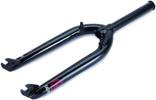 SALT PLUS(ソルトプラス) 自転車 BMX フォーク EX 28 フォーク Uブレーキマウント 3/8" SLOT ブラック ショートオフセットとテーパードレッグで扱いやすさと強度を両立したBMXフォーク オフセット28mmのショート設計 強靭なバテッド構造の2ピースクロモリステアチューブ テーパー形状で強度と軽量さを両立したブレード部 参考サイズ : / / 参考重量 : 1,148g 素材 : クロモリ 付属品 : M24 スチールトップキャップ 適合 : 20″ホイール 3/8″ / 10mmアクスル 商品コード20082127076商品名SALT PLUS(ソルトプラス) 自転車 BMX フォーク EX 28 フォーク Uブレーキマウント 3/8" SLOT ブラックサイズ20インチカラーブラック※他モールでも併売しているため、タイミングによって在庫切れの可能性がございます。その際は、別途ご連絡させていただきます。※他モールでも併売しているため、タイミングによって在庫切れの可能性がございます。その際は、別途ご連絡させていただきます。