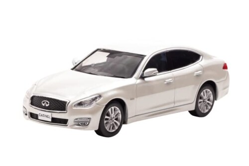 ヒコセブン(Hiko seven) CARNEL 1/43 日産 フーガ ハイブリッド (Y51) 2015 Crystal White Pearl 完成品