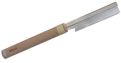 HOSCO Luthiers Tools フレットソー 炭素鋼製 刃厚 0.53mm TL-H-FSW053 ・炭素鋼製 ・刃厚:0.53mm ・全長325mm/刃渡り120mm 商品紹介 フレット溝の加工専用の鋸です。4種類の刃厚を用意しておりますのでフレットのタングに合わせてお選びください。 ご注意(免責)必ずお読みください ■本製品には鋭利な個所がございますので十分にご注意ください 商品コード20077820108商品名HOSCO Luthiers Tools フレットソー 炭素鋼製 刃厚 0.53mm TL-H-FSW053型番TL-H-FSW053サイズ炭素鋼製※他モールでも併売しているため、タイミングによって在庫切れの可能性がございます。その際は、別途ご連絡させていただきます。※他モールでも併売しているため、タイミングによって在庫切れの可能性がございます。その際は、別途ご連絡させていただきます。