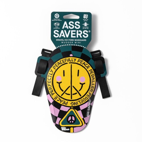 アスセイバーズ (ASS SAVERS) Mudder Mini フロントフェンダー Bits N' Peaces collection フェイスとヘッドセットベアリングの保護 滑り止めストラップで簡単に安全にフィットします すべての硬いクロス/グラベルフォークに適合 超軽量、わずか22グラム グラベルやバイクパッキングに最適 寸法: 90 x 170 mm 重量: 21 g 材質: 0.8 mm PP (ポリプロピレン) フェイスとヘッドセットベアリングの保護 滑り止めストラップで簡単に安全にフィットします すべての硬いクロス/グラベルフォークに適合 超軽量、わずか22グラム グラベルやバイクパッキングに最適 寸法: 90 x 170 mm 重量: 21 g 材質: 0.8 mm PP (ポリプロピレン) 商品コード20076321095商品名アスセイバーズ (ASS SAVERS) Mudder Mini フロントフェンダー Bits N' Peaces collection型番MFM-1-JBPサイズMiniカラーBits N' Peaces collection※他モールでも併売しているため、タイミングによって在庫切れの可能性がございます。その際は、別途ご連絡させていただきます。※他モールでも併売しているため、タイミングによって在庫切れの可能性がございます。その際は、別途ご連絡させていただきます。