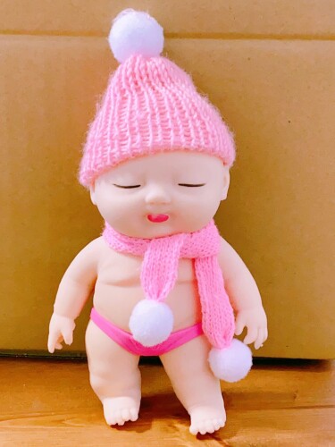 アグリーベイビーズ チビ 帽&マフラー 14CM ピンク 赤ちゃんスクイーズ 可愛い アグリーベイビーズ 玩具 ストレス解消 発散 人形 おもちゃ 子供 グッズ マインドリリース 握るとぐにゃ プ mannishboy-24868889 マニッシュボーイ パッケージ画像