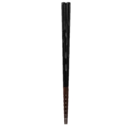 イシダ　究極　すべらない箸　漆黒(しっこく)　23cm 38167　 天然木・漆塗装 日本 10.823cm 自然に持つと、箸先のひし形の角と角が合わさる設計になっています。箸先漆仕上げで抗菌効果抜群。清潔に長くお使いいただけます。 商品コード20082125185商品名イシダ　究極　すべらない箸　漆黒(しっこく)　23cm 38167　型番38167カラーブラック※他モールでも併売しているため、タイミングによって在庫切れの可能性がございます。その際は、別途ご連絡させていただきます。※他モールでも併売しているため、タイミングによって在庫切れの可能性がございます。その際は、別途ご連絡させていただきます。