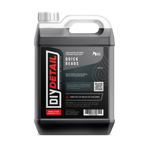 DIY Detail(ディーアイワイ ディテール)クイック ビーズ(Quick Beads) スプレータイプ 塗装保護剤 3.78L グラフェン配合 塗装保護コーティング 高耐久・防汚コーティング 簡単施工 深い艶とUV保護 高性能 : 業界トップクラスの耐久性と長寿命を誇るDIYコーティングで、高性能なグラフェン入り塗装保護剤です。Quick Beadsを使用することにより、ウォータースポット、スクラッチ、汚れから車を守ります。 アプリケーター等は必要なく、洗車後の濡れたボディに軽くスプレーし、園芸ホースや高圧洗浄機で活性化させることで、深い光沢としっかりとした保護効果を生み出します。 ■瞬時に最高のプロテクションを! ■ DIY Detailのクイックビーズは、簡単に施工できる高性能なグラフェンを含む塗装保護剤です。 QuクイックビーズはDIYコーティングとして業界トップクラスの耐久性と長寿命を提供し、日常的に車を使う方に最適な製品です。 ロードフィルム、砂埃、その他の汚染物質から車両を保護します。車を洗う際に水じみ、洗車キズ、タオルマークから車両を守ります。 クイックビーズは、清潔で濡れた表面に軽くスプレーし、その後、園芸ホースや高圧洗浄機で水をかけることにより、本製品が活性化して深い光沢と強固な保護を提供します。 クイックビーズは、滑らかなUV耐性コーティングを提供するだけでなく、作業直後の撥水も見ていて楽しい商品です。 ■使用方法 ■ 1. 車両を洗浄し、濡れた表面にクイックビーズをスプレーします。 2. ガラスを含む、ボディ全体にクイックビーズをスプレーして問題ありません。 3. スプレー後に30秒間放置します。 4. 車両全体をすすぎます。 5. ガラスから始めて、高品質なドライイングタオルで車両を乾かします。 商品コード20081635275商品名DIY Detail(ディーアイワイ ディテール)クイック ビーズ(Quick Beads) スプレータイプ 塗装保護剤 3.78L グラフェン配合 塗装保護コーティング 高耐久・防汚コーティング 簡単施工 深い艶とUV保護型番DIYQB0128サイズ3.78L※他モールでも併売しているため、タイミングによって在庫切れの可能性がございます。その際は、別途ご連絡させていただきます。※他モールでも併売しているため、タイミングによって在庫切れの可能性がございます。その際は、別途ご連絡させていただきます。