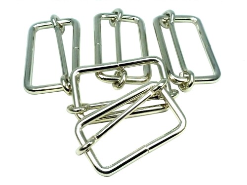 イチネンアクセス ファミリーツール(FAMILY TOOL) 一本線送り(移動カン) (内幅40mm) シルバー 5個入 57140 サイズ:A/約40mm、B/約48mm、C/約29mm、D/約21mm、E/約4mm 材質:鉄 メッキ:シルバー 入数:5個 鞄・リュックの製作や補修に。 一本線送り(内幅40mm) 鞄の肩紐などの調節用金具として使用できます。 鞄 ■リュックの製作や補修に。 安心の日本製 商品コード20076441286商品名イチネンアクセス ファミリーツール(FAMILY TOOL) 一本線送り(移動カン) (内幅40mm) シルバー 5個入 57140型番57140カラーシルバー※他モールでも併売しているため、タイミングによって在庫切れの可能性がございます。その際は、別途ご連絡させていただきます。※他モールでも併売しているため、タイミングによって在庫切れの可能性がございます。その際は、別途ご連絡させていただきます。