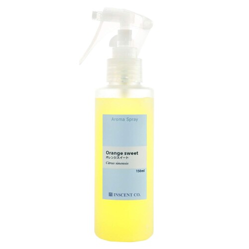 インセントアロマテラピー アロマスプレー オレンジスイート 150ml インセント 天然精油そのままの香り 香り:オレンジスイート 内容量:150ml 商品名/アロマシャワー [アロマウォータージェルスプレー](消臭抗菌芳香スプレー) 内容量/150ml (噴霧量:約0.3cc/1回) 原料/オレンジスイート油、特殊電解還元水(ジェル) 用途/アロマスプレーとして(芳香 ■抗菌 ■消臭スプレー) 一般的なスプレー容器で使用可能 エタノール不使用なのでアルコール臭の無い天然精油そのままの香りの新感覚のアロマスプレーです !! ( ※エタノール ■乳化剤 ■防腐剤など一切無添加) アロマシャワーの特徴 【特徴1】アルコール(エタノール)や防腐剤、乳化剤など一切不使用なので安心 ■安全 エッセンシャルオイル(精油)そのままの香りのアロマウォータージェルです。 【特徴2】いつでも、どこでも、シャワー感覚でアロマテラピーが楽しめます。 【特徴3】無添加で、そのまま手にとってアロマ(香り)を愉しめる、水でできた天然植物精油スプレー “エッセンシャルウォーター"というアロマテラピーの新しいカタチです。 【特徴4】通常ジェル状ですが、そのままスプレーできます。 ※通常はジェル状ですが、振ると液状になります。(ジェル状のままでもスプレーできます。) 【特徴5】ジェル状なので、一定時間その場にとどまりやすいため、芳香、消臭、抗菌効果がより期待されます。 【特徴6】エッセンシャルオイル(精油)と水からできていますので、手にとってもサラッとしていてべたつきません。 【特徴7】マイナスイオンの働きで長期間保存可能です。(保存状態にもよりますが、3年程度を目安にしてください) 【特徴8】マイナスイオンの働きで、他の精油や化粧品など脂溶性、水溶性のどちらの製品にもよく混ざります。 また無香料タイプの無香料 特殊電解還元水ジェルはエッセンシャルオイル(精油)を数滴入れて振るだけで簡単に自分の好きな香りのアロマスプレーが作れます。 “特殊電解還元水"とは… 当アロマスプレー(アロマシャワー)の原材料の元となっております"特殊還元水"は特殊な技術で電気分解 ■生成された還元水で、飲料水レベルの安全性を持ちながら、 高いマイナスイオン濃度、消臭効果、抗菌効果、防錆効果、防カビ効果、防腐効果、帯電防止効果、再付着防止効果などの性能を兼ね備えたマイナスイオン水で、 米国化粧品工業会(CTFA)において『水(Water)』として登録されております。 特殊電解還元水ジェルは、この"特殊電解還元水"をゲル化させたもので、エタノール(アルコール)や乳化剤、防腐剤など一切不使用にもかかわらず、 脂溶性 ■水溶性のどちらの製品にもよく混ざり、非常に使い勝手の良いウォータージェル(純水ジェル)です。 商品コード20063693371商品名インセントアロマテラピー アロマスプレー オレンジスイート 150ml インセント 天然精油そのままの香り型番as-150-002サイズ150ミリリットル (x 1)カラーオレンジ※他モールでも併売しているため、タイミングによって在庫切れの可能性がございます。その際は、別途ご連絡させていただきます。※他モールでも併売しているため、タイミングによって在庫切れの可能性がございます。その際は、別途ご連絡させていただきます。