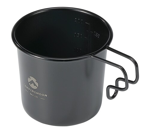 キャンピングムーン(CAMPING MOON) ソロマグ M キャンプ用 マグカップ ブラック 黒 210ml SOLO MUG BKS-190 サイズ:約[ファイ]60×[ファイ]77×70(高さ)mm 重量:約68g / 点 満水容量:約210ml 素材:18 "8ステンレス セット内容:ソロマグ M / BKS-190 特徴:シェラカップ 型なので、スタッキングできます。 特徴:18-8ステンレス製。チタン酸化皮膜による黒処理。 商品コード20080421443商品名キャンピングムーン(CAMPING MOON) ソロマグ M キャンプ用 マグカップ ブラック 黒 210ml SOLO MUG BKS-190型番BKS-190サイズ1点カラー※他モールでも併売しているため、タイミングによって在庫切れの可能性がございます。その際は、別途ご連絡させていただきます。※他モールでも併売しているため、タイミングによって在庫切れの可能性がございます。その際は、別途ご連絡させていただきます。