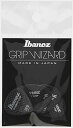 Ibanez 滑り止め素材を使用したピック Grip Wizard Series Rubber Grip Pick 1.0mm ブラック 6枚パック PA16HRG-BK 滑り止め素材を使用したピック Grip Wizard Series "Rubber Grip" Pick 6枚入りパック 厚さ:HEAVY(1.0mm) 材質:ポリアセタール シェイプ:ショート・ティアドロップ MADE IN JAPAN 説明 Ibanez Rubber Grip PA16HRG-BK HEAVY 1.0mm ピック×6枚 一層グリップ力を高め、剥がれづらくなったグリップ ■ウィザード ■シリーズ ■ピック "ラバー ■グリップ"モデル グリップ力を高めるため、網目模様のグリップを採用。独自の塗布方法を採用しラバーの剥がれ落ちにくさも格段にアップしています。 材質:ポリアセタール 厚さ:HEAVY(1.0mm) 形状:ショート ■ティアドロップ カラー:BK (Black) ※6枚セットでの販売です。 商品コード20063919447商品名Ibanez 滑り止め素材を使用したピック Grip Wizard Series Rubber Grip Pick 1.0mm ブラック 6枚パック PA16HRG-BK型番PPA16HRGBKサイズヘビー(1.0mm)カラーBK(ブラック)※他モールでも併売しているため、タイミングによって在庫切れの可能性がございます。その際は、別途ご連絡させていただきます。※他モールでも併売しているため、タイミングによって在庫切れの可能性がございます。その際は、別途ご連絡させていただきます。