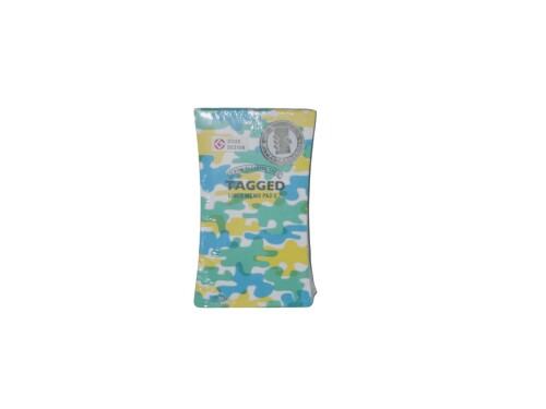 TAGGED(タグド) TAGGED MEMO PAD (S) 迷彩04 メモ帳 ノートパッド 付箋 伝言メモ 一筆箋 事務用品 文房具 ステーショナリー 書き置き 走り書き 手帳用 連絡メモ デスク用品 筆記用紙 仕事用 学校用 オフィス用品 ToDo リスト用 シンプルデザイン かわいい おしゃれ コンパクト 薄型 軽量 持ち運び まとめ買い プレゼント用 ?タイプは全部で14種類!サイズはS・Lの2タイプ展開! ?水に濡れても破れない強い耐水性 ?1枚ずつカットできるミシン目入り ?1枚ずつカットできるミシン目入り ?水に濡れると乾いた時に反りが出ますがダメージ加工のような味わいが増します 片手で握りやすい、くびれたかたちのメモパッド。汗や水ぬれにつよく、うっかり洗濯機で回してもやぶれない丈夫さに安心感。クリーニング ■タグと同じ工場で印刷され、インクに独特の風合いがあります。 商品コード20082025455商品名TAGGED(タグド) TAGGED MEMO PAD (S) 迷彩04 メモ帳 ノートパッド 付箋 伝言メモ 一筆箋 事務用品 文房具 ステーショナリー 書き置き 走り書き 手帳用 連絡メモ デスク用品 筆記用紙 仕事用 学校用 オフィス用品 ToDo リスト用 シンプルデザイン かわいい おしゃれ コンパクト 薄型 軽量 持ち運び まとめ買い プレゼント用型番TAMP-1165サイズSサイズカラー迷彩04※他モールでも併売しているため、タイミングによって在庫切れの可能性がございます。その際は、別途ご連絡させていただきます。※他モールでも併売しているため、タイミングによって在庫切れの可能性がございます。その際は、別途ご連絡させていただきます。