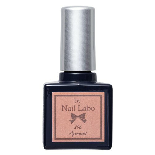 by Nail Labo バイネイルラボ カラージェル 296 アガーウッド 7g 117978 色名:アガーウッド 内容量:7g 質感:オペーク(マットとシアーの中間ニュートラルカラー) 商品番号:117978 商品紹介 優しいブラウン系カラー。 透明感のある仕上がりで、肌に馴染みます。 暗い印象になりにくいブラウンです。 Spring essential 春のプレイフルな気分、新しいライフスタイルに合わせて 新しい自分のために可愛らしいカラーを楽しみたい方カラフルなネイルはいかがですか。 *地爪がほとんど透けない絶妙な発色 ※バイネイルラボのジェルはすべて攪拌(かくはん)不要です。グリッターやラメが入っているカラ—でもそのままご使用できます。 安全警告 なし 商品コード20082039458商品名by Nail Labo バイネイルラボ カラージェル 296 アガーウッド 7g 117978型番117978カラーアガーウッド※他モールでも併売しているため、タイミングによって在庫切れの可能性がございます。その際は、別途ご連絡させていただきます。※他モールでも併売しているため、タイミングによって在庫切れの可能性がございます。その際は、別途ご連絡させていただきます。