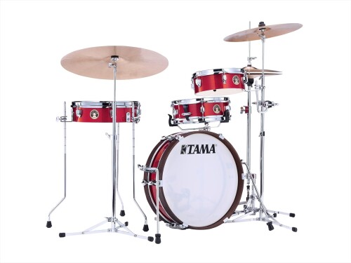 TAMA タマ Club-JAM Pancake 4点Shell Kit LJK48P-BRM TAMA Club-JAMシリーズの中で最軽量且つミニマムなサイズ感を持ちながら、本気で叩き込むことができるドラムキット セット内容: 18"x4" Bass Drum x1 10"x3.5" Tom Tom x1 13"x3.5" Floor Tom x1 12"x4" Snare Drum x1 シングルタムアタッチメント x1 別売りの専用バッグセットに収納することで簡単に持ち運ぶことができます 写真のシンバル、ハードウェア(タムアタッチメントを除く)はキット内容に含まれません 商品紹介 いつ、どこにでも持ち出せる気軽さと、本気のライブにも使えるサウンドがひとつになったドラムキット。それがClub-JAM Pancakeです。 それを実現するのは、Club-JAMシリーズの中で最軽量かつミニマムなサイズ感。そして、ジャムセッションや自宅でのレコーディングなど、気軽ながらも本気で叩き込むことができる本格的サウンドです。 3.5“深さのタムタムとフロアタム、4”深さのスネアドラムとバスドラム、この超浅胴シェルのおかげで、たった一つのバッグ(別売)に収納できるので簡単に持ち運ぶことができます。 シングルヘッドのタム類はアタックを強調したクラッキーかつ温かみのあるサウンドを奏で、ダブルヘッドのスネアドラムやバスドラムはキレのあるスナッピーサウンドや低音のしっかりとしたバスドラムサウンドを生み出します。 【キット内容】 ■18"x4" Bass Drumx1 ■10"x3.5" Tom Tomx1 ■13"x3.5" Floor Tomx1 ■12"x4" Snare Drumx1 ■シングルタムアタッチメントx1 ※セットに使われているドラムの単品販売はございません。ご了承ください。 ▲スタンド類、シンバル類、ドラムペダルは付属しません。別売です。 ■別売オプション:ドラムバッグDSS48LJP、ハードウェアキットHC4FB ご注意(免責)必ずお読みください シンバルスタンド、スネアスタンド、ハイハットスタンド、シンバル類、ドラムペダル、ドラムスローンなどはすべて別売です。ドラム単品での販売はありません。 商品コード20082195705商品名TAMA タマ Club-JAM Pancake 4点Shell Kit LJK48P-BRM型番LJK48P-BRMカラーBRM(バーント・レッド・ミスト)※他モールでも併売しているため、タイミングによって在庫切れの可能性がございます。その際は、別途ご連絡させていただきます。※他モールでも併売しているため、タイミングによって在庫切れの可能性がございます。その際は、別途ご連絡させていただきます。
