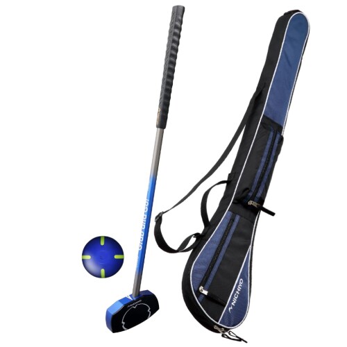 グラウンドゴルフセット スコアアップセット7 ブルー 84cm G-SU7 | NICHIYO グラウンドゴルフ用品 ・クラブ、ボール、クラブケースが揃ったグラウンド・ゴルフ3点セット。届いてすぐプレーを始められる初心者にもおすすめのセットです。 ・クラブには、安心感のあるワイドヘッド設計を採用した新スタンダードクラブSE-1710を採用。安定したショットをサポートします。 ・ボールには、球筋が見やすく高反発なGG72を採用。方向性と飛距離性能を両立しています。 ・クラブケースはG8162。カードケースや手袋、ボール3個も収納できる使いやすい大容量設計です。 ・クラブとボールは日本グラウンド・ゴルフ協会認定品。初心者から中級者まで幅広く対応します。 ワンランク上のクラブセット。どなたにも使いやすい新スタンダードクラブと、ケース、ボールの3点セット 商品コード20082137706商品名グラウンドゴルフセット スコアアップセット7 ブルー 84cm G-SU7 | NICHIYO グラウンドゴルフ用品型番G-SU7サイズ84cmカラーブルーセット※他モールでも併売しているため、タイミングによって在庫切れの可能性がございます。その際は、別途ご連絡させていただきます。※他モールでも併売しているため、タイミングによって在庫切れの可能性がございます。その際は、別途ご連絡させていただきます。
