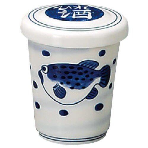 山下工芸(Yamasita craft) うずふぐヒレ酒 7.2×7.2×8.7cm 30936-078 和食料理店の業務用の器として製作された手作りの天然素材製品です。食卓の演出用として、ご使用いただけます。 サイズ:72×87mm 陶磁器はワレモノです。衝撃を与えますと破損する恐れがありますので、取り扱いには十分ご注意ください。陶磁器は急激な温度変化に弱く、熱くなった器を冷水につけたり、冷たい器を急激に熱したりすると破損する恐れがありますので、取り扱いには十分ご注意ください。 テーブル等の上では引きずらないようにご注意ください。表面を傷つける場合があります。必要に応じてテーブルマット等をご使用ください。洗浄する際は、台所洗剤を柔らかいスポンジや布につけて洗い、よく水気を切り乾燥させてから収納してください。 金属たわし、 研磨剤入りの洗剤は傷をつける原因になりますので使用しないでください。 陶器は磁器と違い吸水性がありますので、ご使用後は十分に乾燥させてから収納してください。乾燥が不十分ですと、カビや臭いの原因となります。土ものはご使用前にお湯に浸して生地に水を含ませておくと茶渋やシミが付きにくくなります。 和食料理店の業務用の器として製作された手作りの製品です。食卓の演出用として、ご使用いただけます。 商品コード20081753709商品名山下工芸(Yamasita craft) うずふぐヒレ酒 7.2&times;7.2&times;8.7cm 30936-078型番4518860511223サイズ大カラーナチュラル※他モールでも併売しているため、タイミングによって在庫切れの可能性がございます。その際は、別途ご連絡させていただきます。※他モールでも併売しているため、タイミングによって在庫切れの可能性がございます。その際は、別途ご連絡させていただきます。