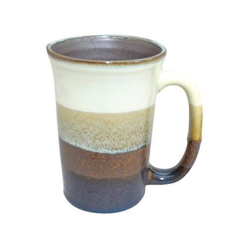 美濃焼 ビール カップ ビア ジョッキ 約500ml 陶器 クアトロ ネイビー 日本製 K12303 サイズ:約直径9.4×高さ13.3cm 素材:磁器 生産国:日本 容量:約0.5L 美濃焼は岐阜県の東濃地方(多治見市、土岐市、可児市、土岐郡)で生産されるやきもの。 日本最大の陶磁器生産拠点であり、日本の陶磁器生産量の約半分を占めている。 うまい酒をいい器で呑む。 Myビアジョッキで至福の時間をお過ごしください。 商品個々により色柄等に若干の違いが発生することがあります。 商品コード20076099766商品名美濃焼 ビール カップ ビア ジョッキ 約500ml 陶器 クアトロ ネイビー 日本製 K12303型番K12303サイズ500mlカラーネイビー※他モールでも併売しているため、タイミングによって在庫切れの可能性がございます。その際は、別途ご連絡させていただきます。※他モールでも併売しているため、タイミングによって在庫切れの可能性がございます。その際は、別途ご連絡させていただきます。