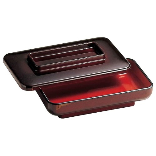 J-kitchens うな重 重箱 ミニうなぎ平 溜（内朱）（蓋親） 鰻 (うなぎ) 重箱 日本製 在884 サイズ:13.8x8.6x4.4cm 素材・材質:ABS樹脂 生産国:日本 スタミナ料理と言えば「うなぎ」!大好物は「うなぎ」!と思われる方は、とにかく沢山いらっしゃると思います。そんな特別な一品をさらに素敵に演出してくれる器です。 鰻だけでなく天ぷら、海鮮、ちらし寿司など色んな料理にご使用いただけます。 鰻重箱は、日本の伝統と味わいを大切にしながら、手軽に楽しむことのできる器です。 商品コード20076137795商品名J-kitchens うな重 重箱 ミニうなぎ平 溜（内朱）（蓋親） 鰻 (うなぎ) 重箱 日本製 在884型番4570170888884サイズ13.8x8.6x4.4cmカラーマルチ※他モールでも併売しているため、タイミングによって在庫切れの可能性がございます。その際は、別途ご連絡させていただきます。※他モールでも併売しているため、タイミングによって在庫切れの可能性がございます。その際は、別途ご連絡させていただきます。