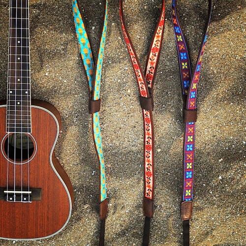RightOn STRAPS ウクレレストラップ 幅 2.5cm、長さ 54~63cm UKE HOOK レイ