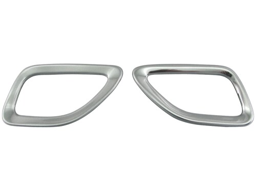 BRIGHTZ ヤリスクロス 10 15 ステンレスデフロスターリング 2PC サテンシルバー MXPB10 MXPJ10 MXPB15 MXPJ15 XPB10 XPJ10 XPB15 XPJ15 同一商品でも様々な名称・通称がありますので、下記に一部を記載させていただきます。 デフォッガパネル デフォッガパネル デフォッガプレート デフォッガモール デフロスターパネル デフロスターパネル デフロスタープレート デフロスターモール エアコンフレーム エアコンダクト エアコンフィン エアコンガーニッシュ エアコンカバー エアコンリング エアコンリム エアコンベゼル エアコンパネル エアコンプレート エアコンモール エアコン デフォッガー デフォッガ デフォッガーフレーム デフォッガーダクト デフォッガーフィン デフォッガーガーニッシュ デフォッガーカバー デフォッガーリング デフォッガーリム デフォッガーベゼル デフォッガーパネル デフォッガープレート デフォッガーモール デフロスターフレーム デフロスターダクト デフロスターフィン デフロスターガーニッシュ デフロスターカバー デフロスターリング デフロスターリム デフロスターベゼル デフロスターパネル デフロスタープレート デフロスターモール デフォッガフレーム デフォッガダクト デフォッガフィン デフォッガガーニッシュ デフォッガカバー デフォッガリング デフォッガリム デフォッガベゼル　デフロスターフレーム デフロスターダクト デフロスターフィン デフロスターガーニッシュ デフロスターカバー デフロスターリング デフロスターリム デフロスターベゼル 取り付けは、商品付属の両面テープです。 車両によっては、お客様ご自身で両面テープを増していただく必要がある場合がございます。 弊社では、取り付けのサポートはしておりません。 加工等が必要になる場合もございますので、必ず取り付けが出来る業者へご依頼下さい。 説明書は付属しておりません。 出品者情報にも大事な事を記載しておりますので、必ずご確認いただきご理解いただいた上でご購入下さい。(ご購入いただいた時点で、全てご理解いただいた事となります。) 商品コード20076097837商品名BRIGHTZ ヤリスクロス 10 15 ステンレスデフロスターリング 2PC サテンシルバー MXPB10 MXPJ10 MXPB15 MXPJ15 XPB10 XPJ10 XPB15 XPJ15型番50533※他モールでも併売しているため、タイミングによって在庫切れの可能性がございます。その際は、別途ご連絡させていただきます。※他モールでも併売しているため、タイミングによって在庫切れの可能性がございます。その際は、別途ご連絡させていただきます。