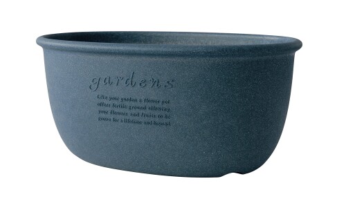 八幡化成(Hachimankasei) エコプランターオーバル/楕円型プランター400(10L) ネイビー 『アーブル Hachiman gardens:arble』 241232 日本製 サイズ:W398×D240×H182mm 容量:10L 素材:ポリプロピレン(木粉混合) 原産国:日本 自然素材を使用しているため、1つ1つ風合いが異なります。 やわらかな曲線と丸みのあるフォルムが特徴のオーバルプランター高低差を出した立体感のある寄せ植えや家庭菜園にも最適です。深型 ■大容量で植える植物の幅が広がります。 商品コード20080449862商品名八幡化成(Hachimankasei) エコプランターオーバル/楕円型プランター400(10L) ネイビー 『アーブル Hachiman gardens:arble』 241232 日本製型番241232サイズオーバル400カラーネイビー※他モールでも併売しているため、タイミングによって在庫切れの可能性がございます。その際は、別途ご連絡させていただきます。※他モールでも併売しているため、タイミングによって在庫切れの可能性がございます。その際は、別途ご連絡させていただきます。