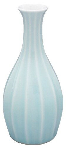 有田焼 聖陶苑 徳利 とっくり 酒器 一合 青白磁面取 容量約200ml 日本製 99125 サイズ:約長さ3cm 素材:磁器 生産国:日本 容量:約200ml 有田焼は佐賀県有田町を中心に焼かれる陶磁器のこと。400年の歴史のある伝統的工芸品。 容量200ml。細身のシャープな形状。 お正月やお祝いの席にも最適。 商品個々によりサイズ、色柄等に若干の違いが発生することがある。 商品コード20076083955商品名有田焼 聖陶苑 徳利 とっくり 酒器 一合 青白磁面取 容量約200ml 日本製 99125型番99125サイズ200mlカラー青白磁※他モールでも併売しているため、タイミングによって在庫切れの可能性がございます。その際は、別途ご連絡させていただきます。※他モールでも併売しているため、タイミングによって在庫切れの可能性がございます。その際は、別途ご連絡させていただきます。