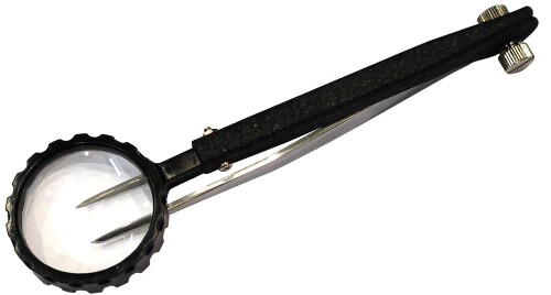 ウカイ利器 UKAI ワイドピンサー 商品サイズ (幅×奥行×高さ) :47×20×155 原産国:日本 内容量:1点 材質:ピンセット:ステンレス鋼レンズ:アクリルレンズ枠:ポリエチレン 商品紹介 ■細かい作業の効率アップ手芸 ■工芸から、とげ抜き、毛抜きまで。 ■4倍のレンズ付きで、抜きたい物がよく見えます。 ■手工芸にも便利な万能ピンセット。 ■本体サイズ:全長135×レンズ径30×厚さ15mm/重量:35g 原材料 ■成分 ピンセット:ステンレス鋼 レンズ:アクリル レンズ枠:ポリエチレン 商品コード20081640203商品名ウカイ利器 UKAI ワイドピンサー型番W300Nサイズ135&times;35&times;20mm※他モールでも併売しているため、タイミングによって在庫切れの可能性がございます。その際は、別途ご連絡させていただきます。※他モールでも併売しているため、タイミングによって在庫切れの可能性がございます。その際は、別途ご連絡させていただきます。
