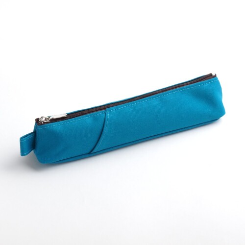 (Concise) コンサイス カダケス ペンケース 126737 ディープブルー 【サイズ】奥行19×幅4×高さ4.5cm 【素材】綿(裏PVC加工) 【仕様】シンプルな無地のコットン生地を使いました。男女問わずお使いいただけるデザインに加え、前面には一時収納ポケットがついていて、頻繁に使うアイテムの収納に便利です。 【その他】大人気!綿100%文房具のカダケスシリーズが登場、お揃いのペンケース、ペンポーチ、パスケース、カードケースもあります。 大人気!綿100%文房具のカダケスシリーズが登場、お揃いのペンケース、ペンポーチ、パスケース、カードケースもあります。 商品コード20068534218商品名(Concise) コンサイス カダケス ペンケース 126737 ディープブルー型番126737サイズ奥行19&times;幅4&times;高さ4.5cmカラーDブルー※他モールでも併売しているため、タイミングによって在庫切れの可能性がございます。その際は、別途ご連絡させていただきます。※他モールでも併売しているため、タイミングによって在庫切れの可能性がございます。その際は、別途ご連絡させていただきます。