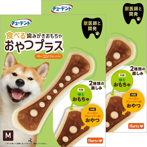チューデント 食べる歯みがきおもちゃ おやつプラス M 小型~中型犬 ベーコンフレーバー ×2個 ハーツ(Hartz) 犬用玩具 獣医師と開発 チューデント 食べる歯みがきおもちゃは、”歯みがき遊び”で歯の汚れを落とす、おやつとおもちゃが一体になった歯磨きおもちゃ。 良く噛むことは歯と歯ぐきを健康に保ち、お口の健康を維持することができます。 使用シーン: ワンちゃんの一人遊び フレーバー: おいしいベーコンの香り(おやつ付き) 対象年齢:成犬(歯の生え変わり後~) 推奨体重: 6~12kg 原産国: 中国 材質(外枠): ナイロン 原材料(おやつ部分): コーンスターチ、ポテトスターチ、マルトース、ゼラチン、ライススターチ、ソルビトール、香料、ヘキサメタリン酸ナトリウム、酸化防止剤(ビタミンC)、保存料(ソルビン酸K)、着色料(黄色5号) 熱量(おやつ部分): 1個あたり約84kcal 商品紹介 【商品紹介】 チューデント 食べる歯みがきおもちゃは、”歯みがき遊び”で歯の汚れを落とす、おやつとおもちゃが一体になった歯磨きおもちゃ。 ■持ちやすく噛みやすい骨型で、しっかり噛んで歯垢を取る。 ■おいしいベーコンフレーバーのおやつ付きだから、夢中にながーく噛んで楽しく歯磨き。 ■外枠部分は丈夫なナイロン製で、強く噛んでも長く使えます。 ■よく噛むことは歯と歯ぐきを清潔に保ち、お口の健康を維持することに役立ちます。 ■6-12kgの愛犬に適したMサイズ。 ■使用シーン:ワンちゃんのひとり遊び時間に。 ■チューデントシリーズ「超長持ち歯みがきガム ■歯みがきおやつ ■歯みがきおもちゃ」と組み合わせて使うと更なる効果を実感!ガムとおもちゃを組み合わせて、「スマート歯みがき習慣」を始めよう! 【使用上の注意】 ■外枠がプラスチック、内側におやつが付いている愛犬が噛んで遊ぶおもちゃです。おやつ部分を取り換えることはできません。 ■サイズは「S」「M」「L」「LL」があります。愛犬のサイズに合ったものをお選びください。 ■愛犬専用のおもちゃ(おやつ付き)です。それ以外の用途には使用しないでください。 ■品質には万全を期しておりますが、ご使用前に不具合がないかお確かめください。 ■必ず飼い主様の管理のもと、目の届くところで遊ばせてください。 ■火気 ■高温になるものには近づけないでください。 ■ご使用前には都度おもちゃの傷み度合いを点検し、傷みが目立つ場合はご使用を中止ください。破片の発生や誤食 ■誤飲等の恐れがあります。 ■万一、破片を誤食 ■誤飲した場合は、獣医師にご相談ください。 ■おもちゃのサイズとかむ力があわない、歯や口腔内に異常があるような場合は、使用しないでください。思わぬケガや歯が折れる恐れがあります。 ■ご使用後は、床に放置しないでください。思わぬケガの恐れがあります。 ■愛犬のかむ力 ■かみ方によっては、早く破損する場合があります。 ■投げて遊ばないでください。破損する場合があります。 ■破損 ■変形した場合は、直ちにご使用を中止ください。 ■おやつ付きおもちゃの為、開封後は清潔に保ち、賞味期限に関わらずお早めにご使用ください。 ■直射日光 ■高温多湿を避け、ペットやお子様の手の届かないところに保管ください。 ■おやつを食べきった際は、プラスチック部分を速やかに廃棄してください。 ■製品のデザイン ■色 ■形状は予告なく変更される場合があります。 ※開封には必ずハサミを使用してください。点線に沿ってカットし、開けられない場合は側面もカットしてください。手で無理に開けないでください。 使用方法 【使用上の注意】 ■外枠がプラスチック、内側におやつが付いている愛犬が噛んで遊ぶおもちゃです。おやつ部分を取り換えることはできません。 ■サイズは「S」「M」があります。愛犬のサイズに合ったものをお選びください。 ■愛犬専用のおもちゃ(おやつ付き)です。それ以外の用途には使用しないでください。 ■品質には万全を期しておりますが、ご使用前に不具合がないかお確かめください。 ■必ず飼い主様の管理のもと、目の届くところで遊ばせてください。 ■火気 ■高温になるものには近づけないでください。 ■ご使用前には都度おもちゃの傷み度合いを点検し、傷みが目立つ場合はご使用を中止ください。破片の発生や誤食 ■誤飲等の恐れがあります。 ■万一、破片を誤食 ■誤飲した場合は、獣医師にご相談ください。 ■おもちゃのサイズとかむ力があわない、歯や口腔内に異常があるような場合は、使用しないでください。思わぬケガや歯が折れる恐れがあります。 ■ご使用後は、床に放置しないでください。思わぬケガの恐れがあります。 ■愛犬のかむ力 ■かみ方によっては、早く破損する場合があります。 ■投げて遊ばないでください。破損する場合があります。 ■破損 ■変形した場合は、直ちにご使用を中止ください。 ■おやつ付きおもちゃの為、開封後は清潔に保ち、賞味期限に関わらずお早めにご使用ください。 ■直射日光 ■高温多湿を避け、ペットやお子様の手の届かないところに保管ください。 ■おやつを食べきった際は、プラスチック部分を速やかに廃棄してください。 ■製品のデザイン ■色 ■形状は予告なく変更される場合があります。 ※開封には必ずハサミを使用してください。点線に沿ってカットし、開けられない場合は側面もカットしてください。手で無理に開けないでください。 商品コード20081762262商品名チューデント 食べる歯みがきおもちゃ おやつプラス M 小型~中型犬 ベーコンフレーバー &times;2個 ハーツ(Hartz) 犬用玩具 獣医師と開発型番4562149054703サイズMカラーベージュ※他モールでも併売しているため、タイミングによって在庫切れの可能性がございます。その際は、別途ご連絡させていただきます。※他モールでも併売しているため、タイミングによって在庫切れの可能性がございます。その際は、別途ご連絡させていただきます。
