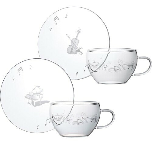大塚硝子 「 ミュージック サンドブラスト 」 カップ&ソーサー 耐熱ガラス ペア ギフト セット 約280ml ピアノ/ヴァイオリン 透明 電子レンジ対応 日本製 24-772-5 商品サイズ:カップ-約9×9×6cm,ソーサー-約14.3×14.3×1.7cm 商品重量:約680g 容量:約280ml 生産国:生地-中国,加工-日本 素材:カップ-耐熱ガラス,ソーサー-ソーダガラス 生産国:生地-中国,加工-日本 セット内容:カップ,ソーサー×各1 凛とした音色を思わせる、すっきりと潔いデザイン。飾らない形の中に、確かな存在感があります。 日常のドリンクタイムを心地よく彩ります。 楽譜が音楽に合わせて踊っているようなデザイン。一つ一つ手作りでサンドブラスト加工し、グラデーション効果にこだわり繊細さを表現しています。 カップは耐熱ガラスですが、ソーサーは耐熱ガラスではありません。 カップのみ電子レンジの使用は可能ですが、食洗機の使用は出来ません。ソーサーは電子レンジ、食洗機の使用不可。 商品コード20081666348商品名大塚硝子 「 ミュージック サンドブラスト 」 カップ&amp;ソーサー 耐熱ガラス ペア ギフト セット 約280ml ピアノ/ヴァイオリン 透明 電子レンジ対応 日本製 24-772-5型番24-772-5カラー透明※他モールでも併売しているため、タイミングによって在庫切れの可能性がございます。その際は、別途ご連絡させていただきます。※他モールでも併売しているため、タイミングによって在庫切れの可能性がございます。その際は、別途ご連絡させていただきます。