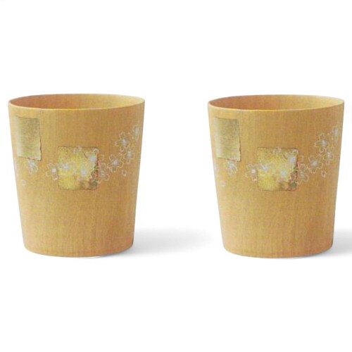 J-kitchens 湯呑 2pcs セット 木の膳 ナチュラル ディナーウェア 木製 NO.180988 サイズ(cm):約 8.3x9 素材:木製 生産国:中国 アウトドアで親しまれる木の器をディナーの食卓に。ラフな素材感が洗練された印象を与え、カジュアルな質感がテーブルをこなれた雰囲気に。自然体で過ごす夜に、静かなおしゃれを添えるナチュラルディナーウェア。 アウトドアで親しまれる木の器を、あえてディナーの食卓に ラフな素材感が、逆に洗練された印象を与えてくれます 気取らずに使えるナチュラルさが、今っぽい食卓スタイルにぴったり 外使いにも人気の木製アイテムを、ディナーシーンで大胆に活用 カジュアルな質感が、テーブルをこなれた雰囲気に演出 自然体で過ごす夜の食卓に、静かなおしゃれを添える一品 シンプルだけどセンスを感じる、木のうつわの魅力 毎日使うものこそ、ディナーにも取り入れたい温もりあるデザイン 暮らしになじむ素材感が、日常のディナータイムを心地よく彩ります アウトドア感覚で楽しむ、肩肘張らないナチュラルディナーウェア。 【注意】画像はカタログをスキャンしたもので、スキャン時の歪みや波打ちが見られる場合がございます。あらかじめご了承ください。 商品コード20082126401商品名J-kitchens 湯呑 2pcs セット 木の膳 ナチュラル ディナーウェア 木製 NO.180988型番4582732630886カラーウッド※他モールでも併売しているため、タイミングによって在庫切れの可能性がございます。その際は、別途ご連絡させていただきます。※他モールでも併売しているため、タイミングによって在庫切れの可能性がございます。その際は、別途ご連絡させていただきます。