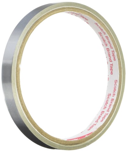 3M 絶縁機能付き導電アルミ箔テープ No.AL-35FR 10mm幅x3m 原産国:日本 テープ厚さ(mm):0.06 引っ張り強さ(kgf/cm・N/cm):6.2/61 粘着力(gf/cm・N/cm):450/4.4 接触抵抗([オーム]):0.01 接触抵抗測定方法:スリーエム法#4 UL510(FR)認定 ■0.010mmのアルミ箔に、0.025mmのフィルムがラミネートされ導電性粘着剤を塗布したテープです 商品コード20082072413商品名3M 絶縁機能付き導電アルミ箔テープ No.AL-35FR 10mm幅x3m型番AL-35FR 10mmx3m KFサイズ10mm幅&times;3mカラーシルバー※他モールでも併売しているため、タイミングによって在庫切れの可能性がございます。その際は、別途ご連絡させていただきます。※他モールでも併売しているため、タイミングによって在庫切れの可能性がございます。その際は、別途ご連絡させていただきます。