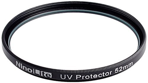 NinoLite UVフィルター 52mm カメラ レンズ 保護 AF対応 フィルターの上からレンズキャップが取り付け可能な構造 取り付け方: スクリュー、 ネジ式 タイプ。フィルター径はレンズにも記載があります、レンズにあったフィルターをお選び下さい。 レンズ先端に切られているネジに沿って取り付けます。 この製品は「レンズ部にフィルターネジがあるカメラ」、又は「カメラメーカーでフィルター取付用のアダプターが用意されているカメラ」に対応する物です。 強く締めすぎると取り外しにくくなるのでご注意下さい。 カラー:黒、フィルター枠厚み:7mm、付属品:フィルターケース、製造国:中国 無色透明のフィルターで可視光に影響を与えることはなく主に紫外線を吸収する目的で使います。 紫外線は目では確認できませんが写真の色をくすませる原因になることがあり、 これを吸収することで正しく色を再現しようとするものです。 また大切なレンズを守るレンズ保護用フィルター(PROTECTフィルター)として、 常時取り付けたままでお使いいただけます。 フィルターの上からレンズキャップが取り付け可能な新構造。 商品コード20076054460商品名NinoLite UVフィルター 52mm カメラ レンズ 保護 AF対応 フィルターの上からレンズキャップが取り付け可能な構造型番UV52サイズ52mmカラーブラック※他モールでも併売しているため、タイミングによって在庫切れの可能性がございます。その際は、別途ご連絡させていただきます。※他モールでも併売しているため、タイミングによって在庫切れの可能性がございます。その際は、別途ご連絡させていただきます。