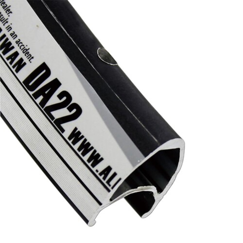 アレックスリム(ALEXRIMS) DA22 20(451) 32H CSW BLK リム DA22 20(451) 32H CSW BLK　リム20インチ(451)用リム 20インチ(451)用のリムです。 サイドウォールに0.3mmの深さのラインが組み込まれており、リムが消耗するとカラーインジケーターが明るくなり、リム交換時期を知らせてくれます。 特徴 SLEEVE JOINT INDICATOR ミニベロ / ユース カラー:ブラック ホール数:32H リム幅:外 19.6mm / 内 13.9mm リム高:22mm バルブ穴:FV サイズ(ETRTO) 20"(451) ERD 369.1mm 重量 330g DA22 20(451) 32H CSW BLK　リム20インチ(451)用リム 20インチ(451)用のリムです。 サイドウォールに0.3mmの深さのラインが組み込まれており、リムが消耗するとカラーインジケーターが明るくなり、リム交換時期を知らせてくれます。 特徴 SLEEVE JOINT INDICATOR ミニベロ / ユース カラー:ブラック ホール数:32H リム幅:外 19.6mm / 内 13.9mm リム高:22mm バルブ穴:FV サイズ(ETRTO) 20"(451) ERD 369.1mm 重量 330g 20インチ(451)用リム 20インチ(451)用のリムです。 サイドウォールに0.3mmの深さのラインが組み込まれており、リムが消耗するとカラーインジケーターが明るくなり、リム交換時期を知らせてくれます。 特徴 SLEEVE JOINT INDICATOR ミニベロ / ユース カラー:ブラック ホール数:32H リム幅:外 19.6mm / 内 13.9mm リム高:22mm バルブ穴:FV サイズ(ETRTO) 20"(451) ERD 369.1mm 重量 330g ※画像はイメージです。実際の商品とはデザイン ■仕様が一部異なる場合がございます。 ※画像はイメージです。実際の商品とはデザイン ■仕様が一部異なる場合がございます。 商品コード20082342473商品名アレックスリム(ALEXRIMS) DA22 20(451) 32H CSW BLK リムサイズ小※他モールでも併売しているため、タイミングによって在庫切れの可能性がございます。その際は、別途ご連絡させていただきます。※他モールでも併売しているため、タイミングによって在庫切れの可能性がございます。その際は、別途ご連絡させていただきます。