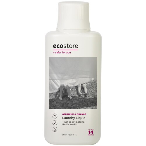 ecostore(エコストア) ランドリーリキッド 500mL 洗濯洗剤 洗剤 液体 肌にやさしい 衣類に優しいのはもちろん、汚れ落ちもスッキリで毎日のお洗濯がストレスフリーに!毎日の汗や皮脂汚れをしっかり落とす、濃縮液体タイプの洗濯洗剤です。 柔軟剤を入れなくてもゴワつかず、衣類やタオルが固くならないのも嬉しいポイント。 ゼラニウムとオレンジのジューシーな香りは、心をHAPPYにしてくれるおまじないのよう。お洗濯中はほのかに香りながらも、衣類には強く残らないので香りに敏感な方にもオススメです。 内容量:500mL 商品紹介 衣類に優しいのはもちろん、汚れ落ちもスッキリで毎日のお洗濯がストレスフリーに! 毎日の汗や皮脂汚れをしっかり落とす、濃縮液体タイプの洗濯洗剤です。 柔軟剤を入れなくてもゴワつかず、衣類やタオルが固くならないのも嬉しいポイント。 ゼラニウムとオレンジのジューシーな香りは、心をHAPPYにしてくれるおまじないのよう。 お洗濯中はほのかに香りながらも、衣類には強く残らないので香りに敏感な方にもオススメです。 原材料 ■成分 界面活性剤(11%、アルキルグリコシド、アルキル硫酸エステルナトリウム)、金属封鎖剤、アルカリ剤、水軟化剤、pH調整剤、泡調整剤、香料 使用方法 洗濯量、汚れに応じて使用量を調整してください。ドラム式洗濯機はお手持ちの取扱説明書に従ってお使いください。 ※洗濯前には、必ず衣類の『取り扱い絵表示』で、「洗えるもの」「洗えないもの」をご確認ください。 安全警告 ■パッケージはリニューアル等の理由により、写真と異なる場合がございます。 ■パッケージのリニューアル等の理由により、成分 ■処方が記載と異なる場合がございます。 ■予告なくパッケージ仕様が変更になる場合がございます。 商品コード20076192483商品名ecostore(エコストア) ランドリーリキッド 500mL 洗濯洗剤 洗剤 液体 肌にやさしい型番9420015010268サイズ500mLカラーホワイト※他モールでも併売しているため、タイミングによって在庫切れの可能性がございます。その際は、別途ご連絡させていただきます。※他モールでも併売しているため、タイミングによって在庫切れの可能性がございます。その際は、別途ご連絡させていただきます。