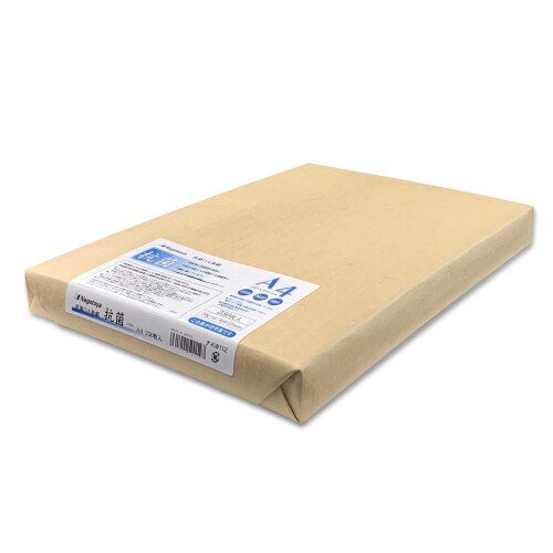 長門屋商店 抗菌剤配合 各種プリンタ—対応印刷用和紙 抗菌和紙A4 白 250枚 ナ-KW112 和紙 日本産 ■サイズ:A4(210×297mm) ■紙厚約0.12mm ■坪量:70g/m? ■四六判換算:60kg ■無蛍光和紙に抗菌剤を配合した印刷可能なA4サイズの和紙です。不特定多数の人が閲覧する書類や大切な方へのお手紙などに適しています。 ■JIS L 1902 【繊維製品の抗菌性試験方法及抗菌効果】試験結果あり 黄色ブドウ球菌 抗菌活性値7.2以上 ■蛍光染料は使用しておりません。 商品コード20076214503商品名長門屋商店 抗菌剤配合 各種プリンタ—対応印刷用和紙 抗菌和紙A4 白 250枚 ナ-KW112型番ナ-KW112カラー白※他モールでも併売しているため、タイミングによって在庫切れの可能性がございます。その際は、別途ご連絡させていただきます。※他モールでも併売しているため、タイミングによって在庫切れの可能性がございます。その際は、別途ご連絡させていただきます。