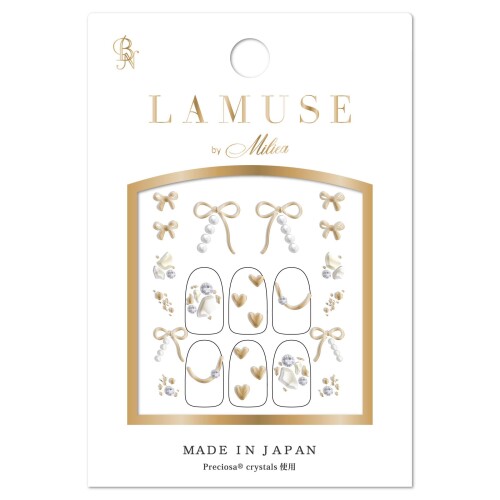 LAMUSE(ラミューズ) ジュエリー MIX ネイルシール LMS-07 (1シート) ビー・エヌから、LAMUSE by Miliea ネイルシールが登場! プレシオサ社製クリスタルガラス使用のジュエリーネイルシール ラバー製なので爪のアールにピッタリとフィット! ネイリストの施術に劣らないクオリティをお楽しみください! デザイン : LMS-07 【LAMUSE(ラミューズ) ジュエリー MIX ネイルシール LMS-07】 ■ビー ■エヌから、LAMUSE by Miliea ネイルシールが登場! ■プレシオサ社製クリスタルガラス使用のジュエリーネイルシールになります。 ■ラバー製なので爪のアールにピッタリとフィットします。 ■貼るだけで指先に華やかさをプラス。 ■デザインにこだわってシートに配置されているので、自分で配置を考えて並べる手間が不要に! ■シールを貼るだけでおしゃれなデザインができます。 ■パーツの配置が苦手な方、時短で簡単にネイルをしたい方におすすめです。 ■デザイン : LMS-07 ■リボンがメインのデザイン。 ■ゴールド × パールで、上品でかわいい雰囲気に。 【内容量】 1シート 商品コード20082082512商品名LAMUSE(ラミューズ) ジュエリー MIX ネイルシール LMS-07 (1シート)型番LMS-07サイズ1シートカラーLMS-07※他モールでも併売しているため、タイミングによって在庫切れの可能性がございます。その際は、別途ご連絡させていただきます。※他モールでも併売しているため、タイミングによって在庫切れの可能性がございます。その際は、別途ご連絡させていただきます。